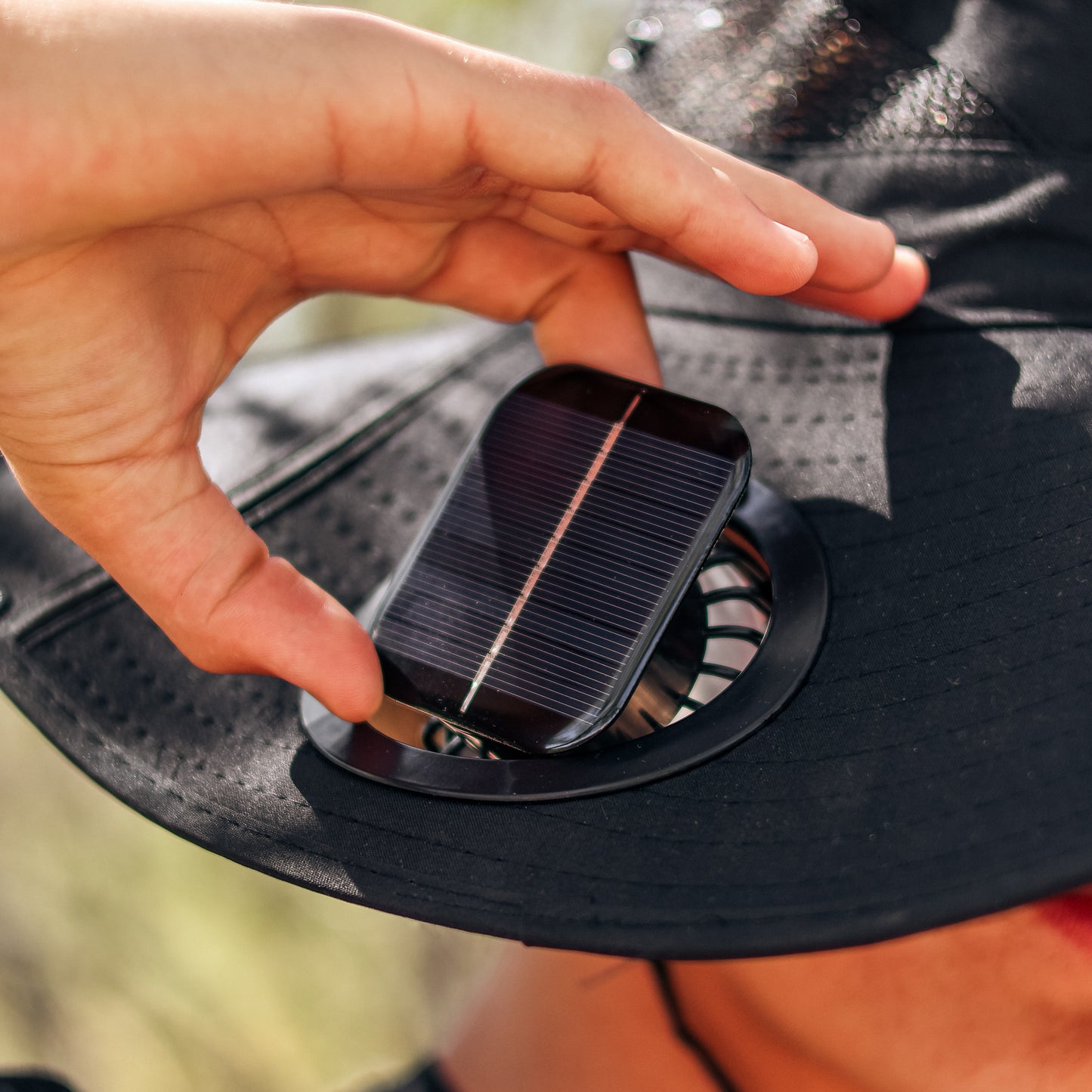 CoolDome™ Dual-Fan Solar Powered Hat