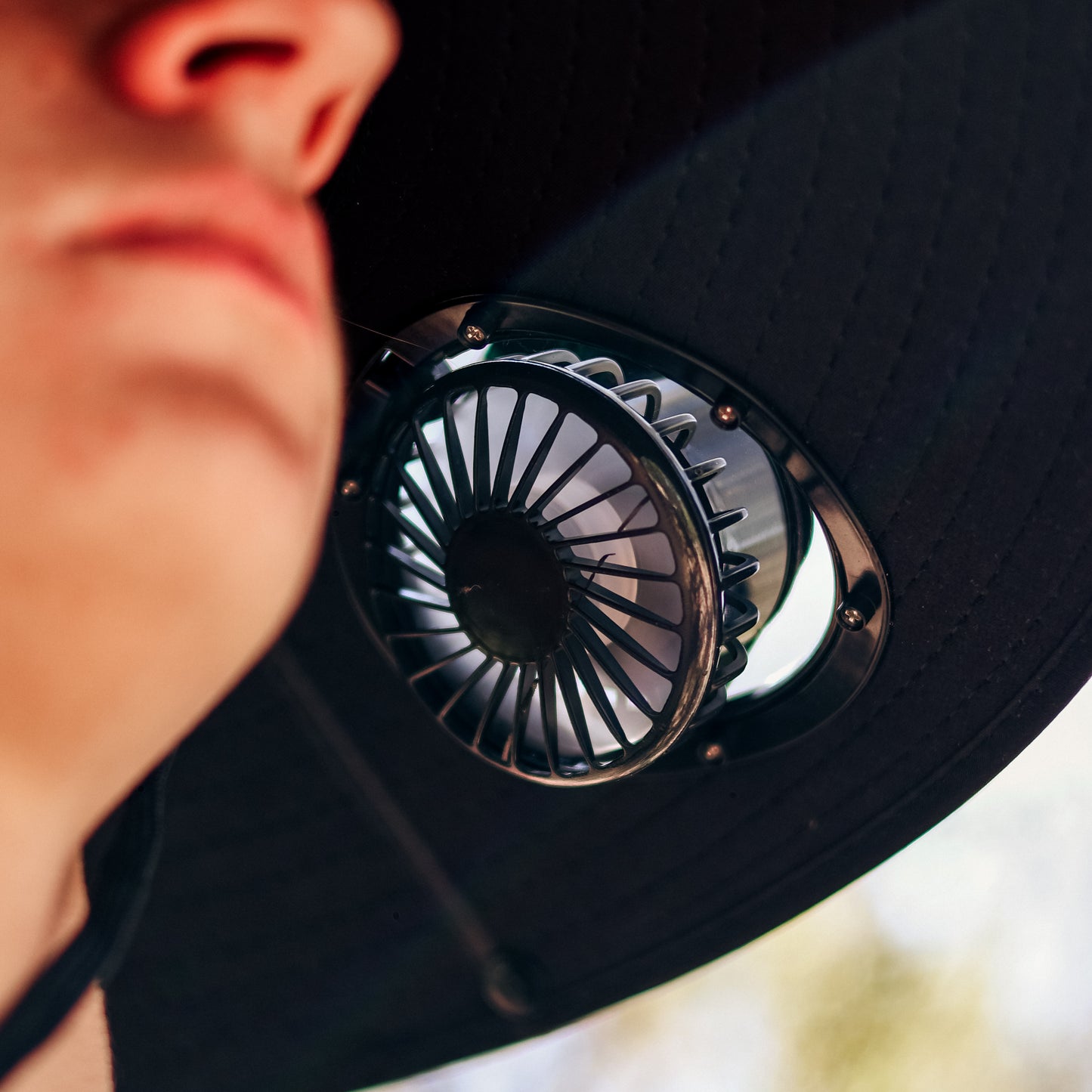 CoolDome™ Dual-Fan Solar Powered Hat